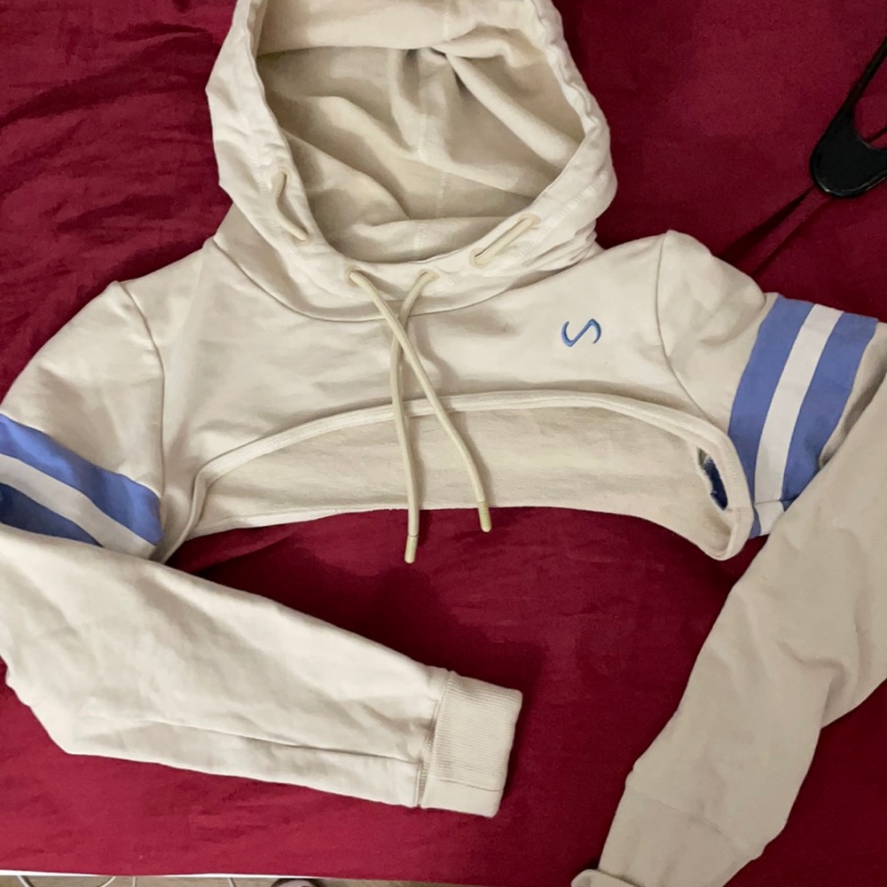 Tlf apparel sleeve and hood !! I live in Florida.